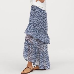 H&M Tiered Hi Lo Midi Skirt Foulard Leaf Pattern